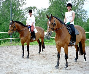 Emilia p Madonna och Monica p Portos